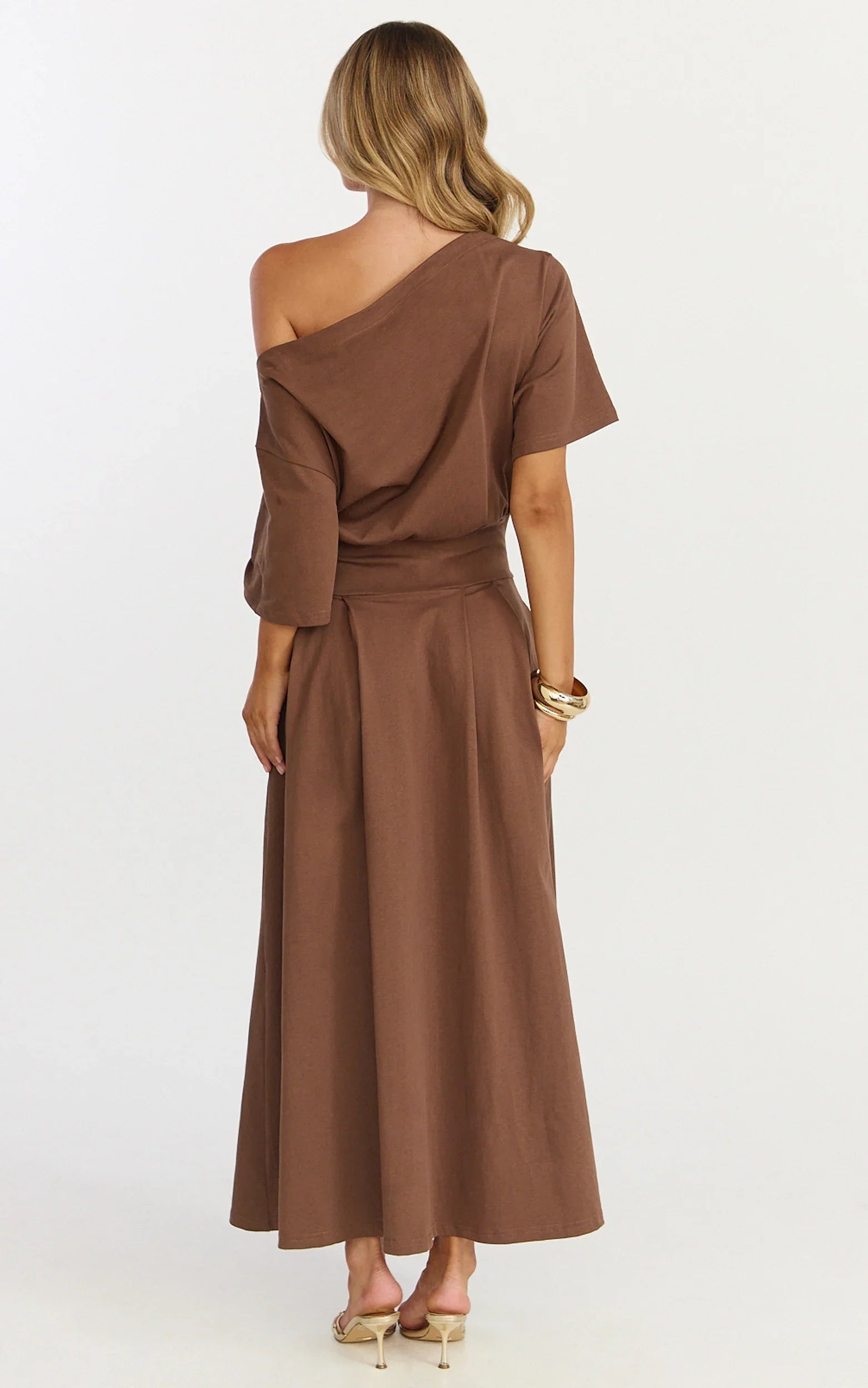 Tami Midi Dress - Off Shoulder Dress in Chocolate